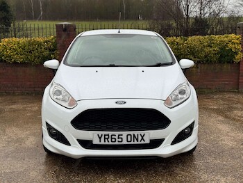 Used Ford Fiesta 2015 for sale - 77276736: Photo