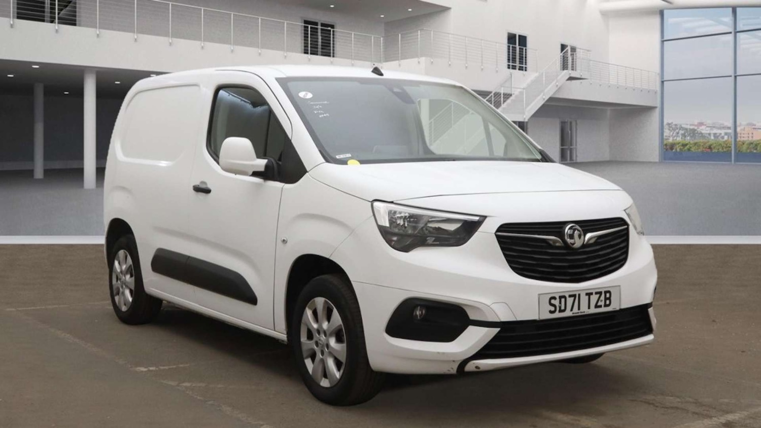 Used Vauxhall Combo 2021 for sale - 76148243: Photo 1