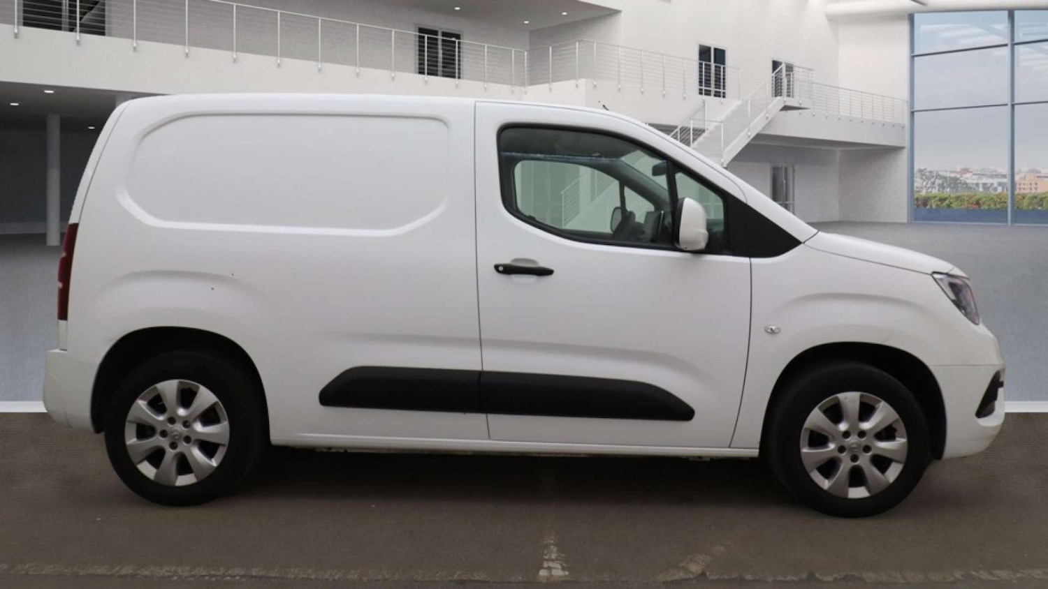 Used Vauxhall Combo 2021 for sale - 76148243: Photo 5