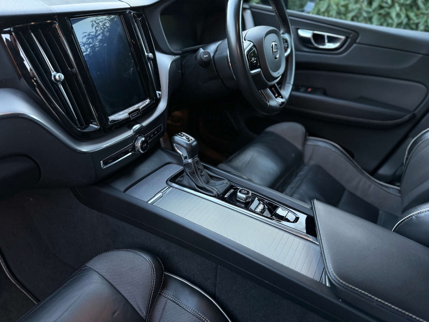 Used Volvo XC60 2019 for sale - 77813651: Photo 16