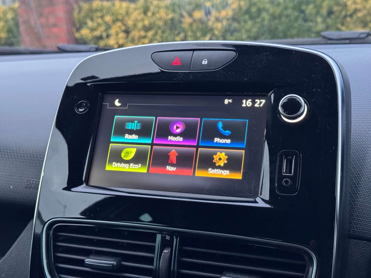 Used Renault Clio 2019 for sale - 77735088: Photo 11