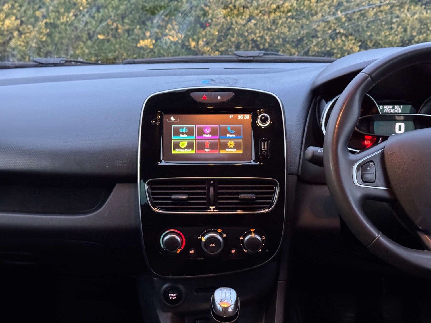 Used Renault Clio 2019 for sale - 77735088: Photo 25