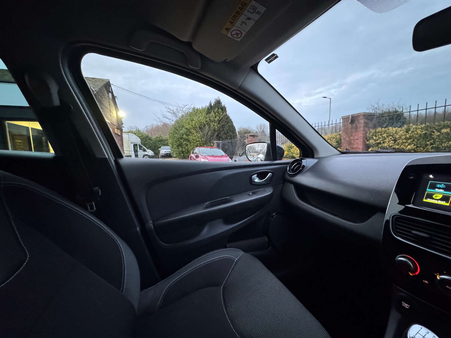 Used Renault Clio 2019 for sale - 77735088: Photo 27