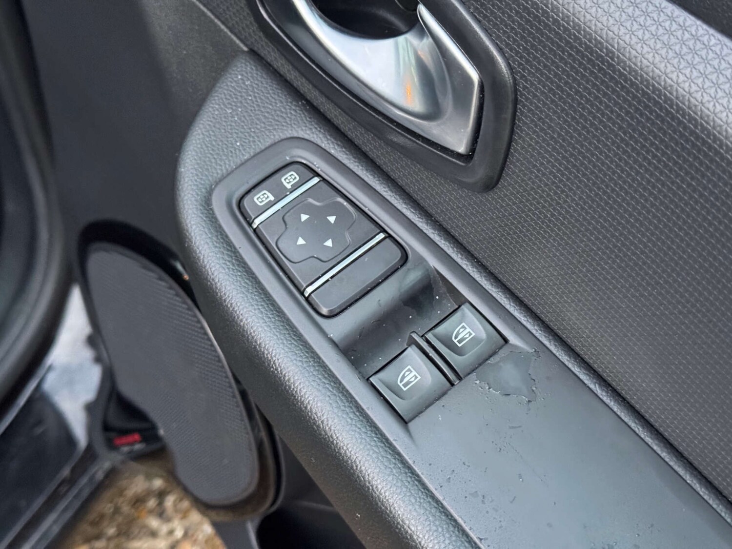 Used Renault Clio 2019 for sale - 77735088: Photo 29