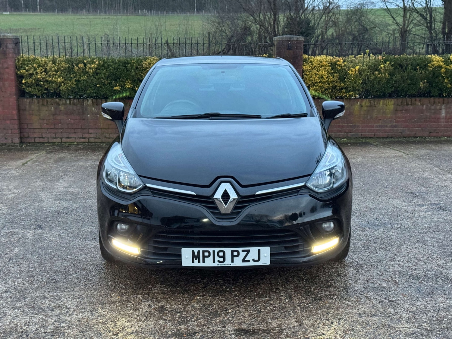 Used Renault Clio 2019 for sale - 77735088: Photo 3