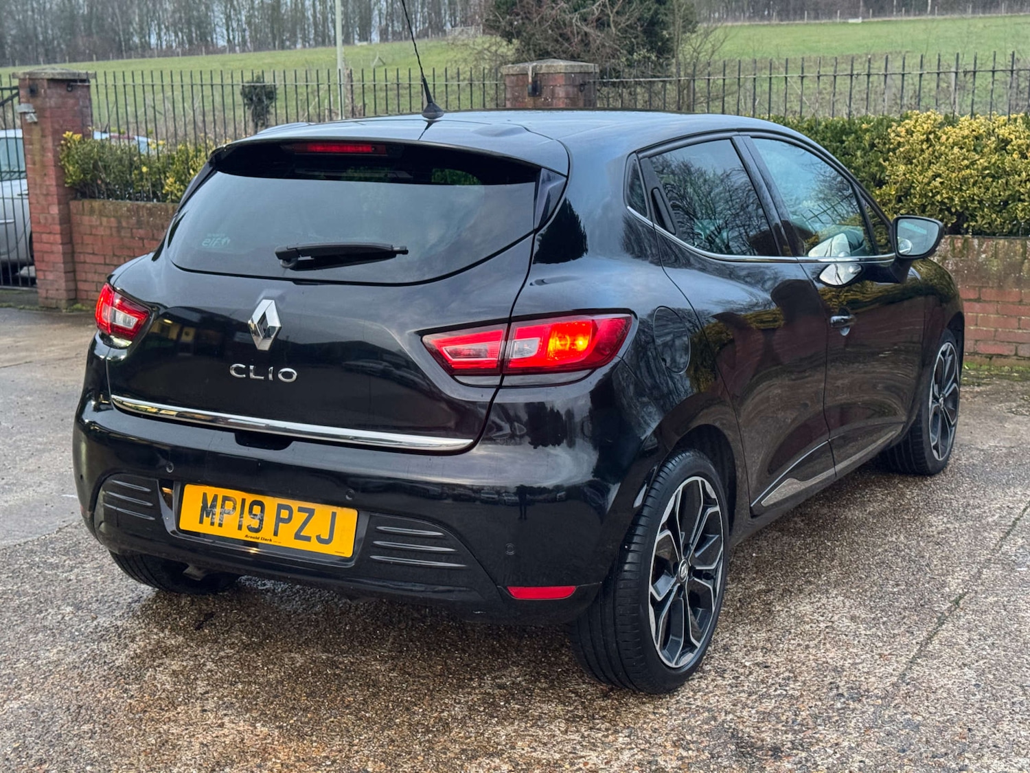 Used Renault Clio 2019 for sale - 77735088: Photo 4