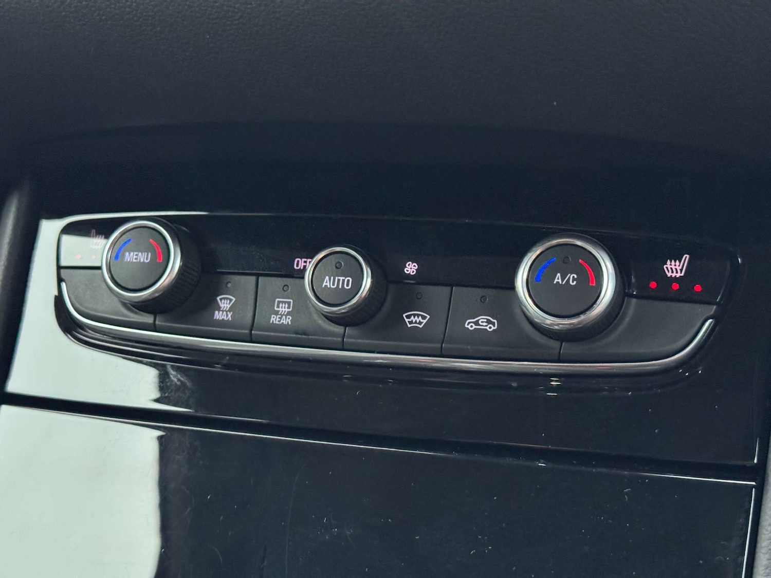 Used Vauxhall Grandland X 2019 for sale - 76748559: Photo 7