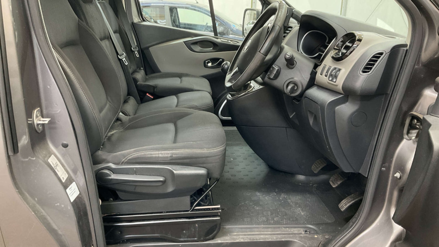 Used Renault Trafic 2019 for sale - 76391872: Photo 8
