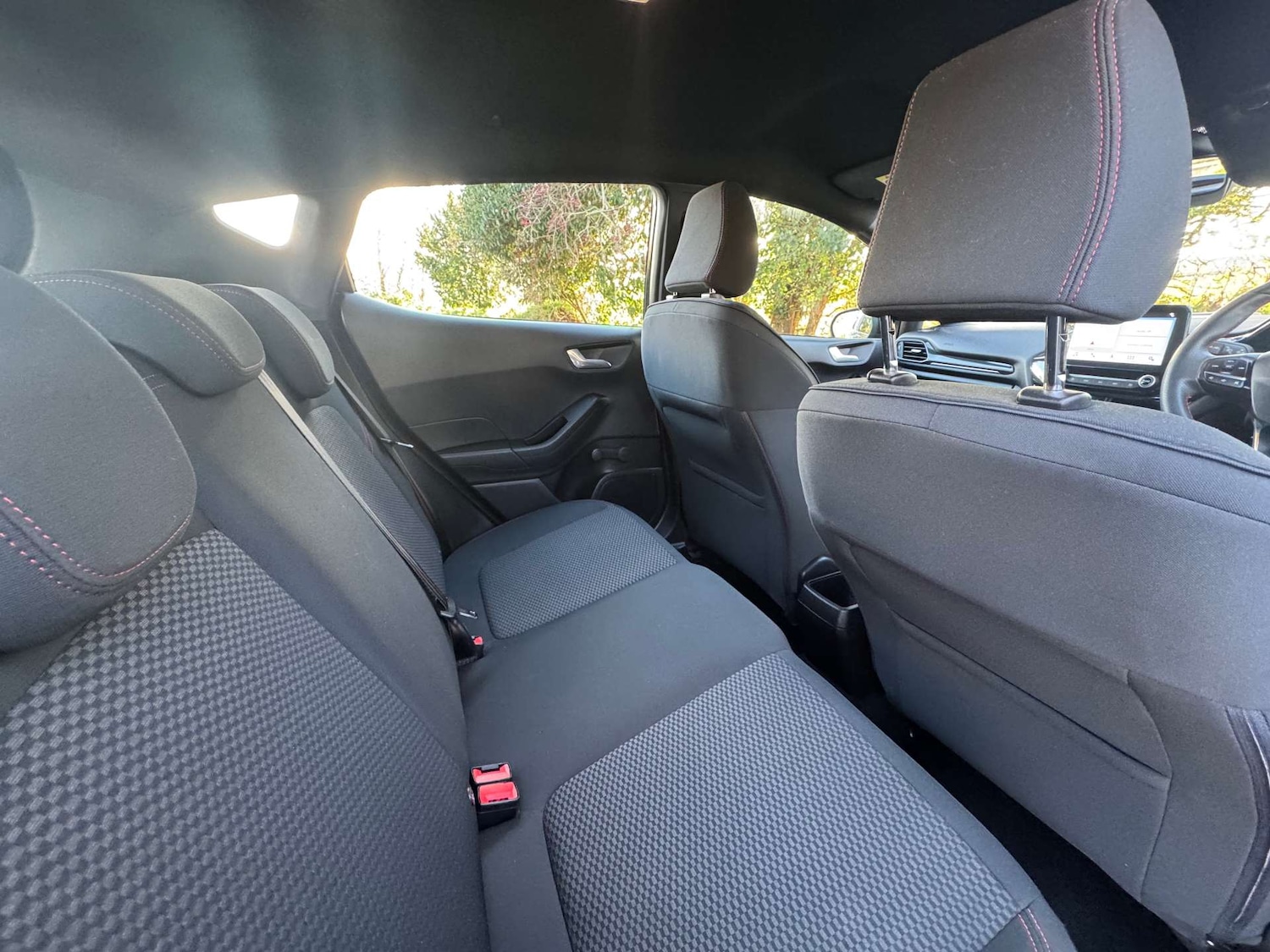 Used Ford Fiesta 2018 for sale - 76670478: Photo 23