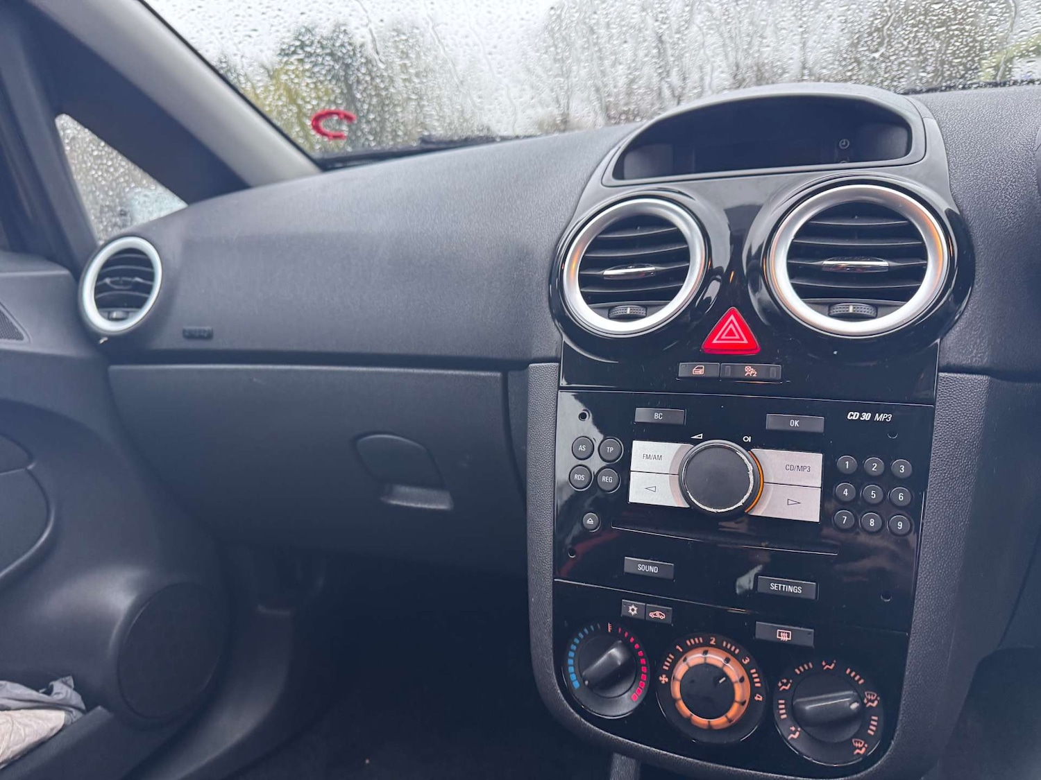 Used Vauxhall Corsa 2012 for sale - 78150104: Photo 23