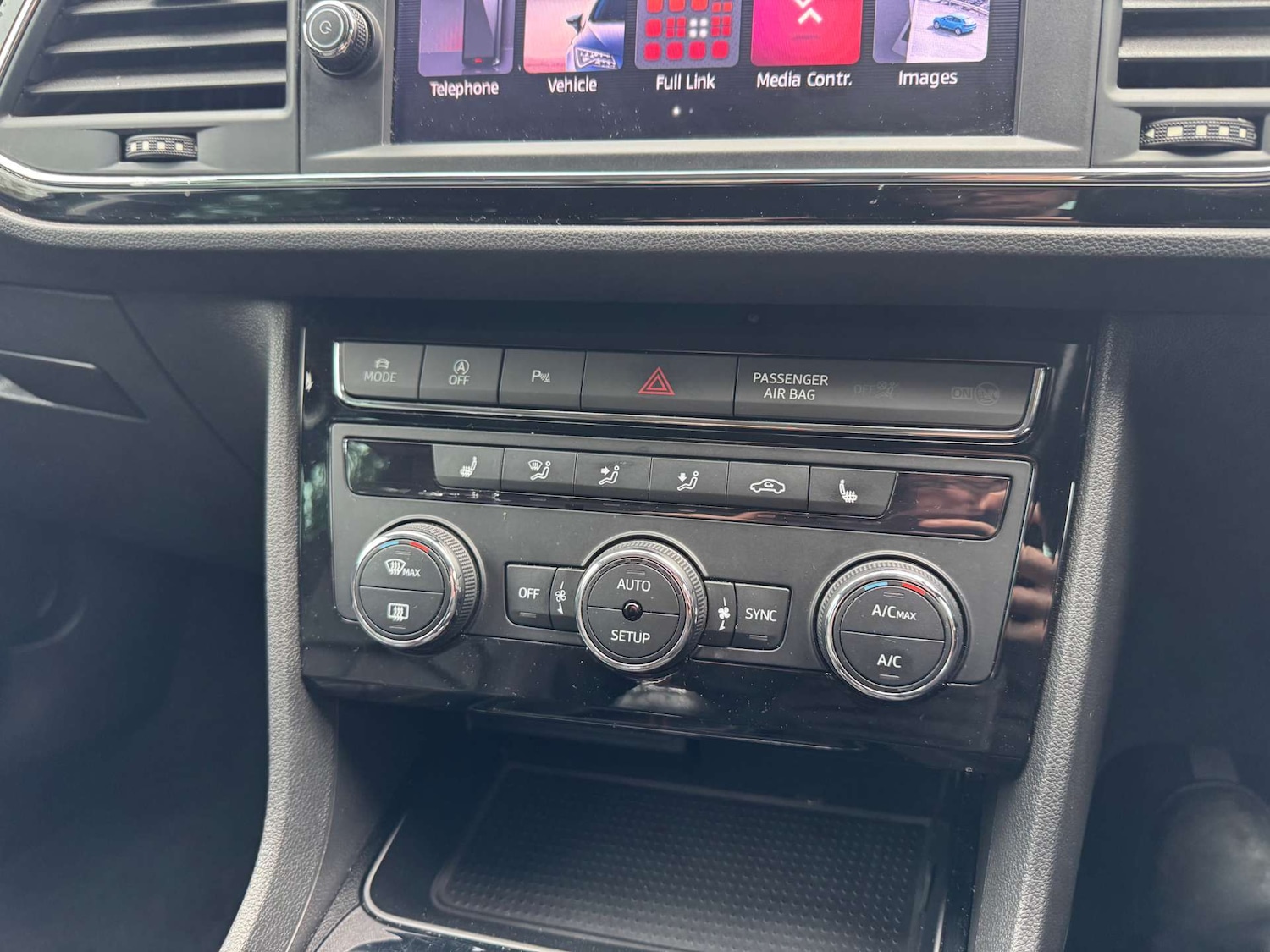 Used SEAT Leon 2019 for sale - 76382735: Photo 29