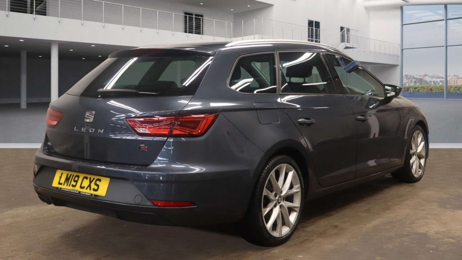 Used SEAT Leon 2019 for sale - 76382735: Photo 4