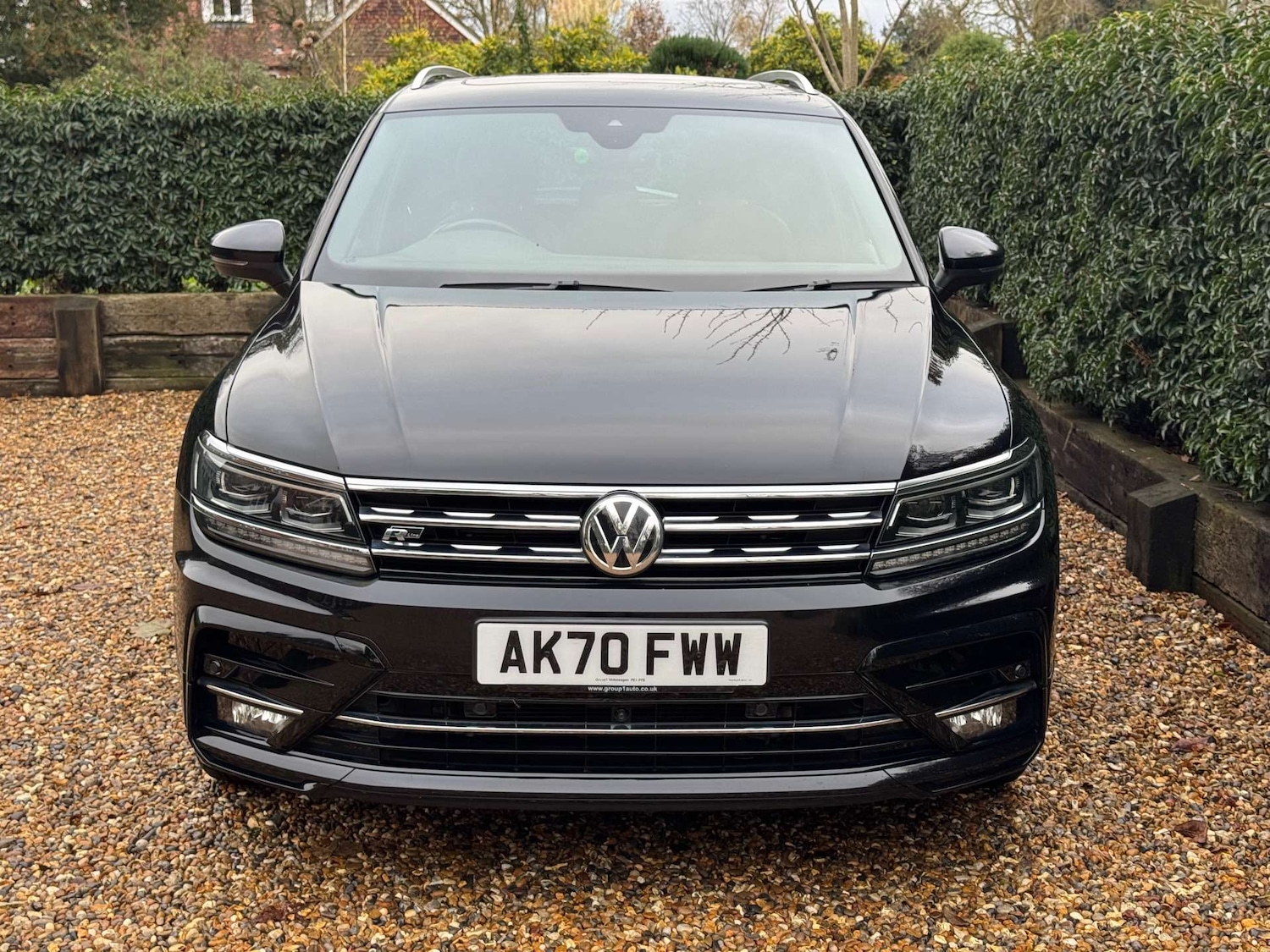 Used Volkswagen Tiguan 2020 for sale - 76739843: Photo 2