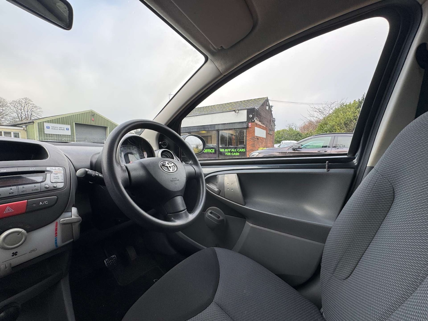 Used Toyota AYGO 2007 for sale - 77221015: Photo 15