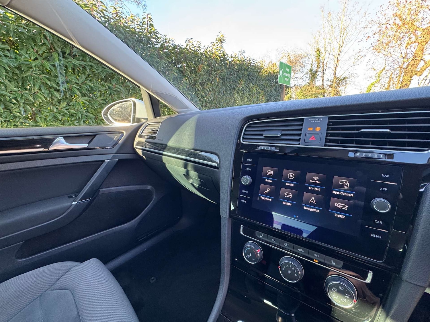 Used Volkswagen Golf 2018 for sale - 76907706: Photo 9