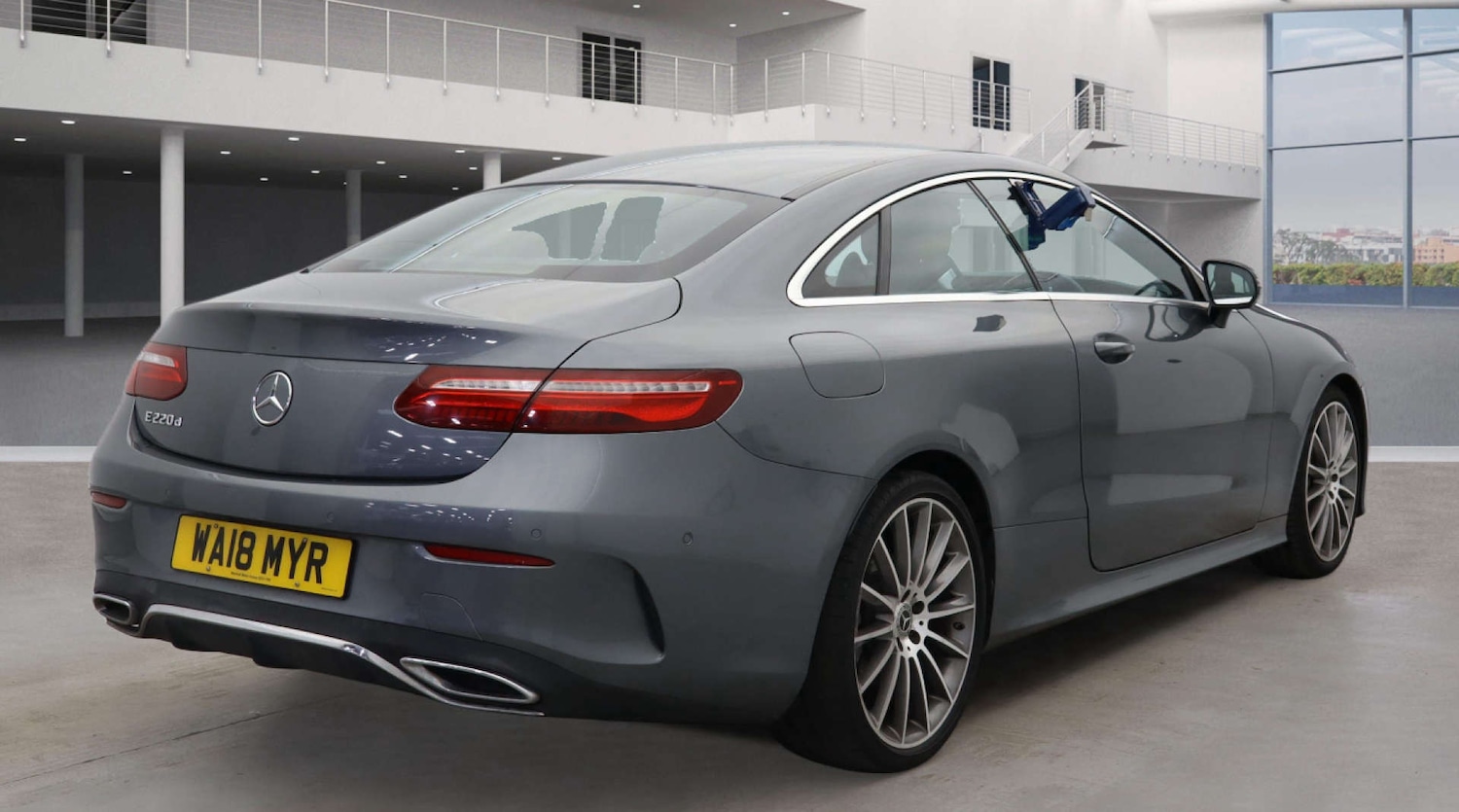 Used Mercedes-Benz E Class 2018 for sale - 77483010: Photo 3