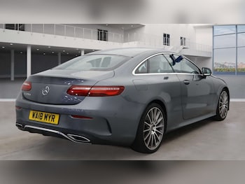 Used Mercedes-Benz E Class 2018 for sale - 77483010: Photo