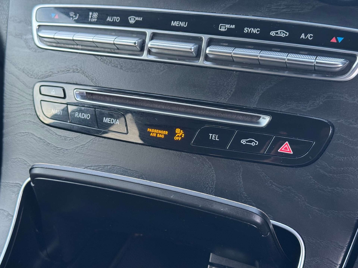 Used Mercedes-Benz GLC 2017 for sale - 77392228: Photo 23