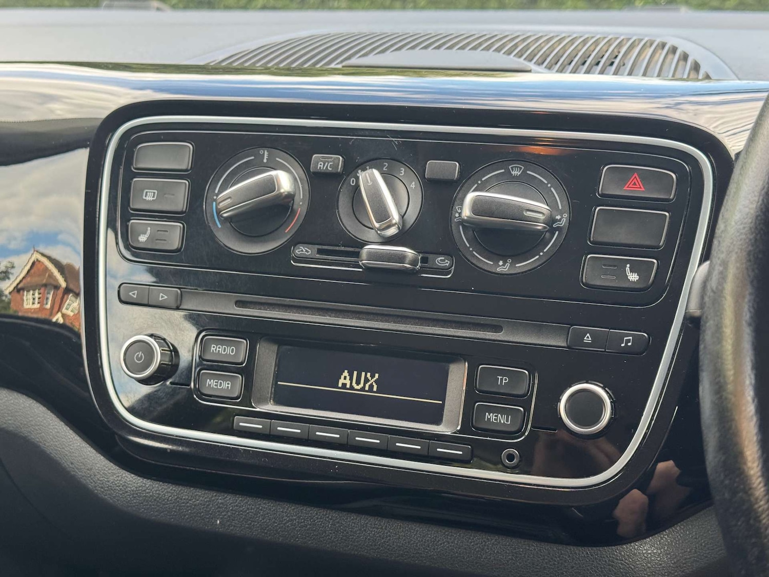 Vehicle 28