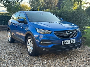 Vauxhall - Grandland X