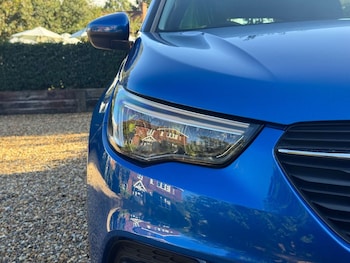 Used Vauxhall Grandland X 2018 for sale - 76278504: Photo 2