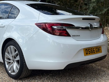 Used Vauxhall Insignia 2016 for sale - 75858499: Photo