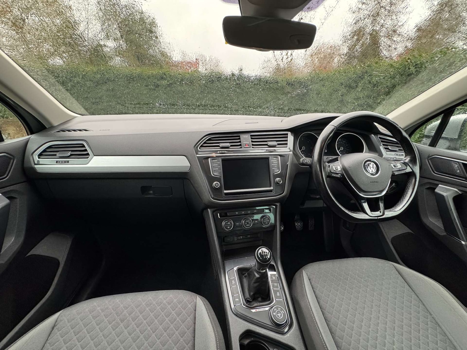 Used Volkswagen Tiguan 2016 for sale - 76829795: Photo 28