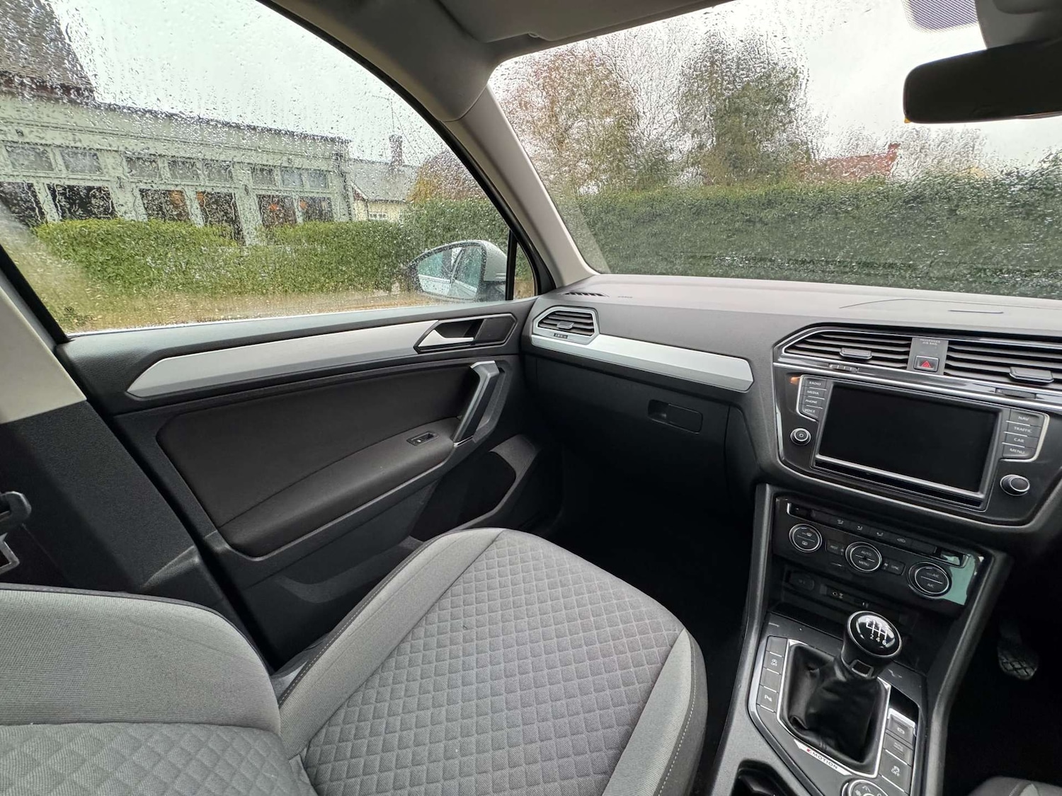 Used Volkswagen Tiguan 2016 for sale - 76829795: Photo 29