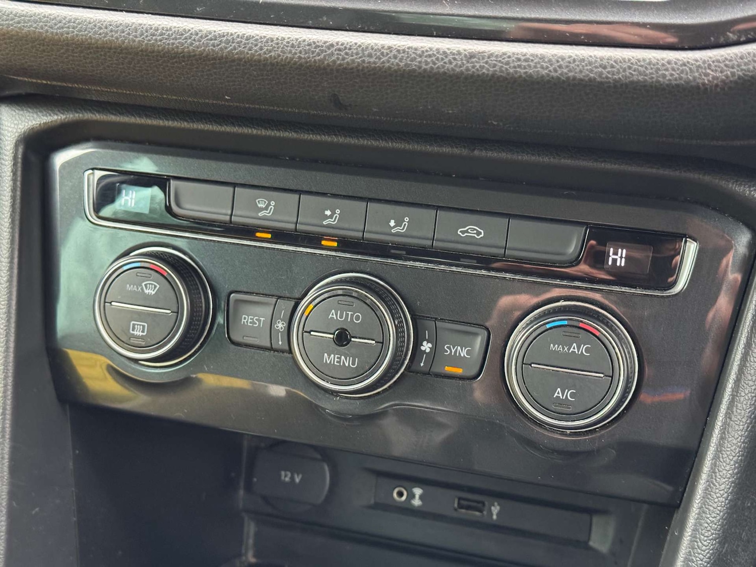 Used Volkswagen Tiguan 2016 for sale - 76829795: Photo 39