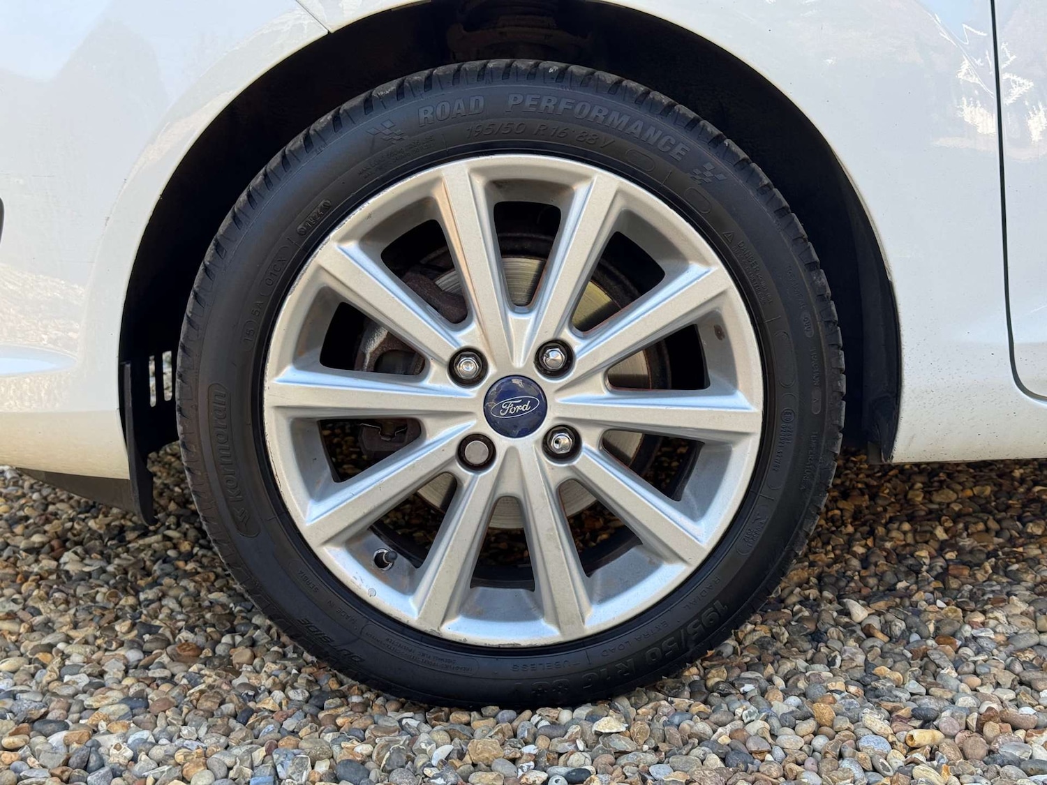 Used Ford Fiesta 2015 for sale - 77118014: Photo 31