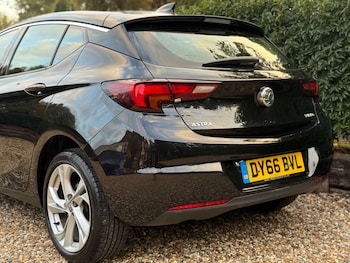 Used Vauxhall Astra 2017 for sale - 76118388: Photo 4