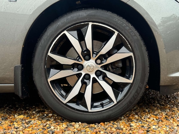 Used Vauxhall Insignia 2017 for sale - 76129247: Photo 28
