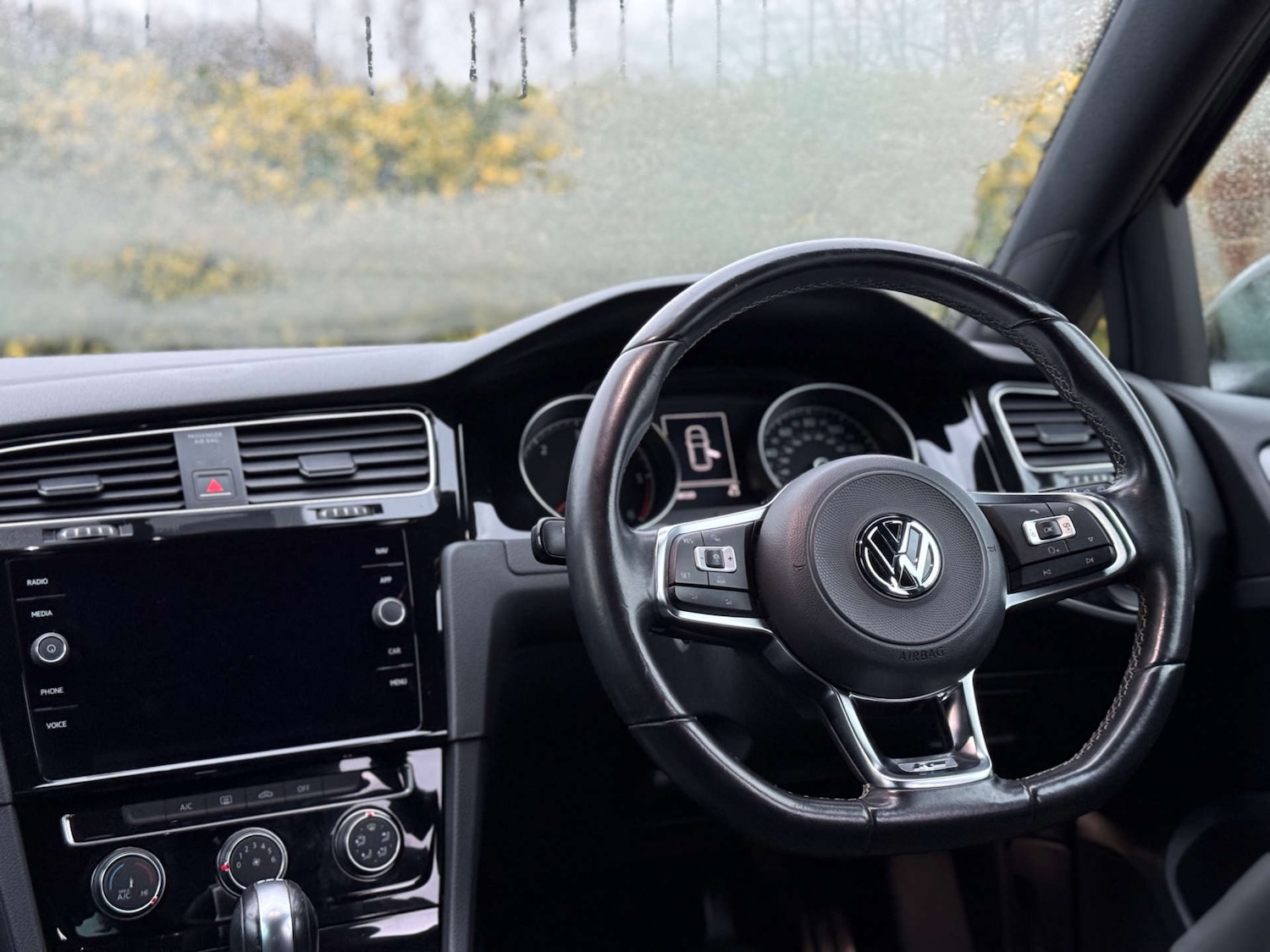 Used Volkswagen Golf 2017 for sale - 77159482: Photo 14