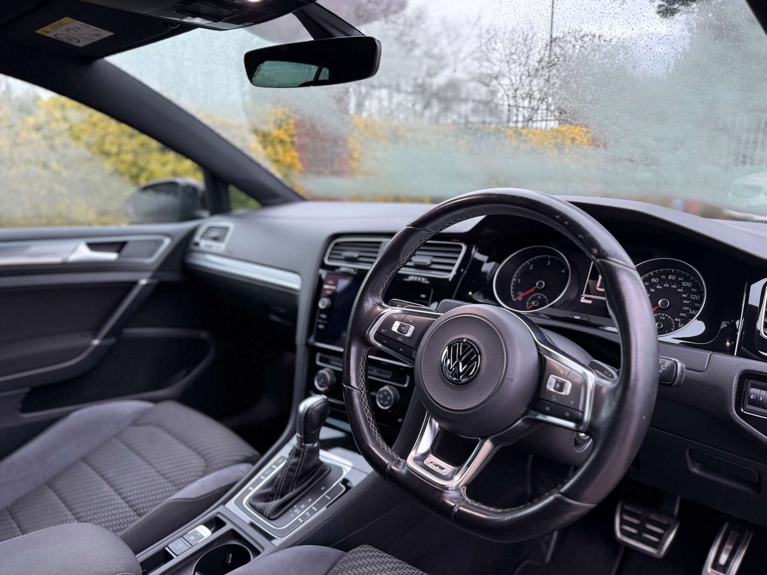 Used Volkswagen Golf 2017 for sale - 77159482: Photo 7