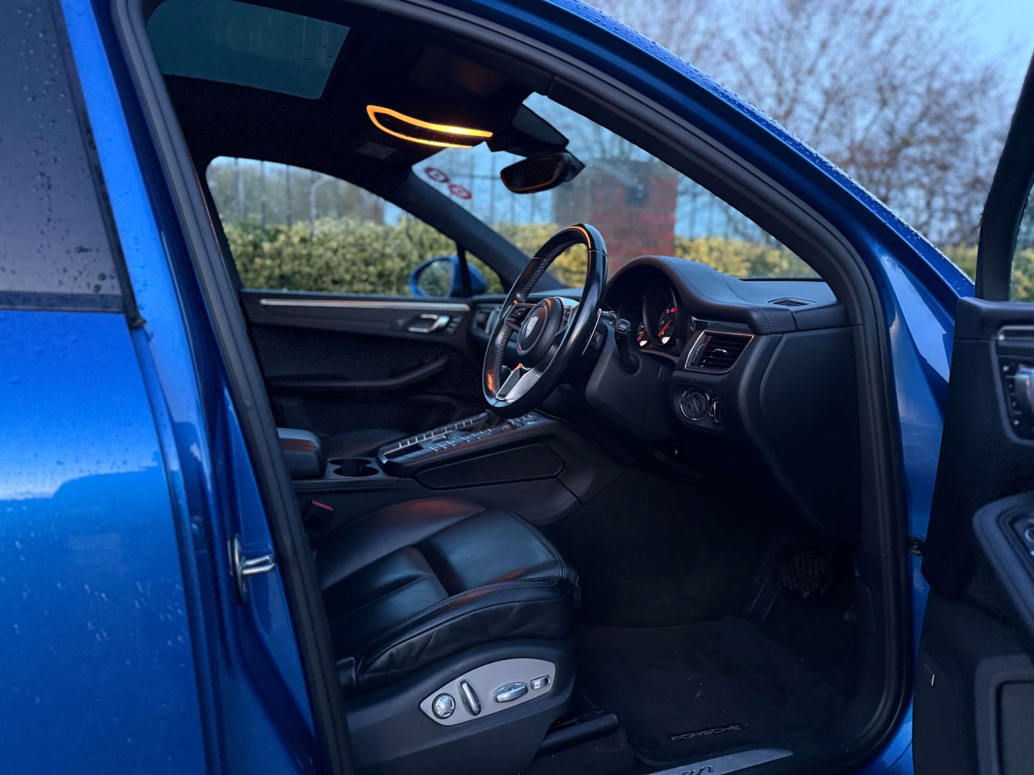 Used Porsche Macan 2016 for sale - 77636166: Photo 31