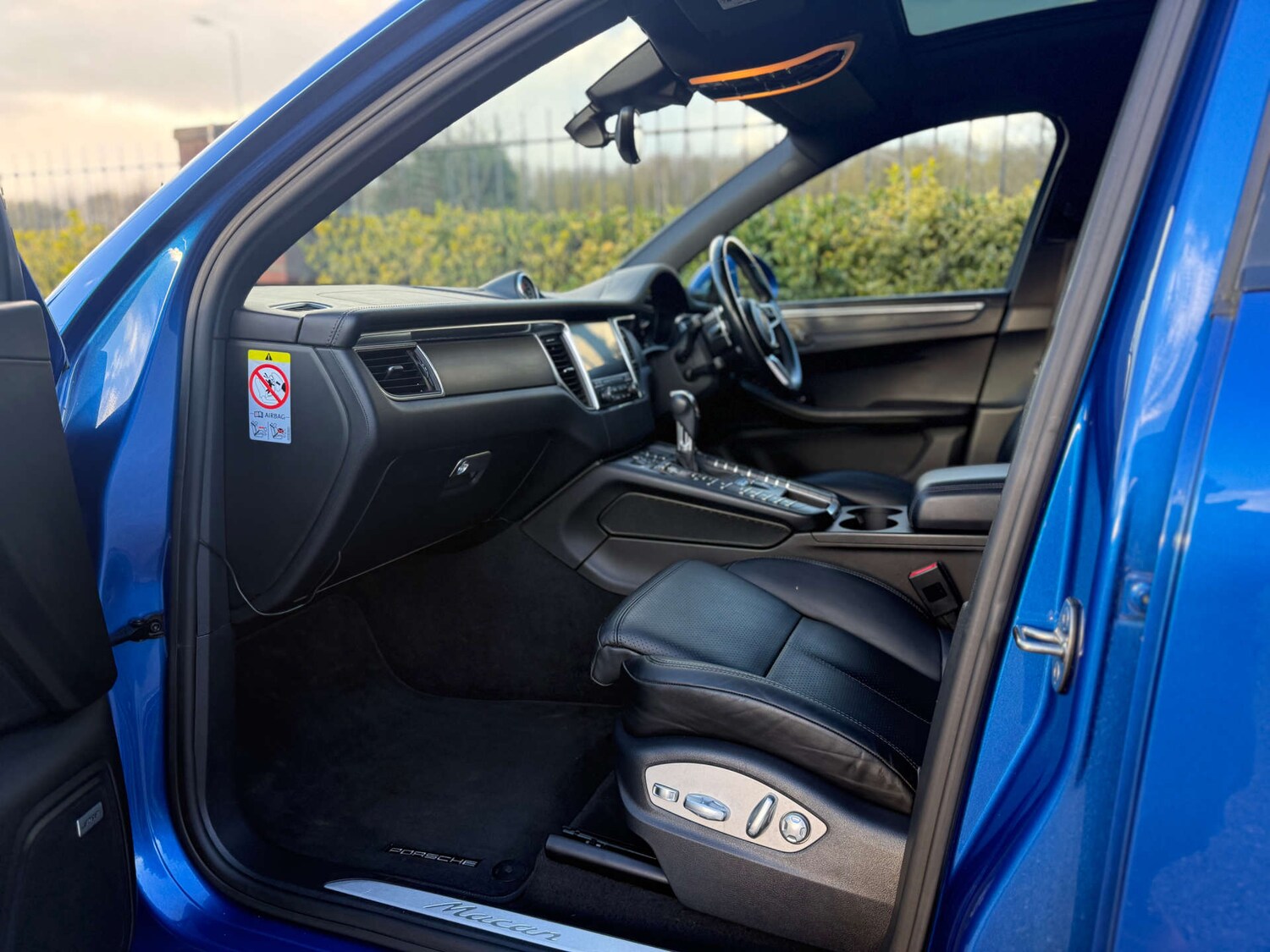 Used Porsche Macan 2016 for sale - 77636166: Photo 47