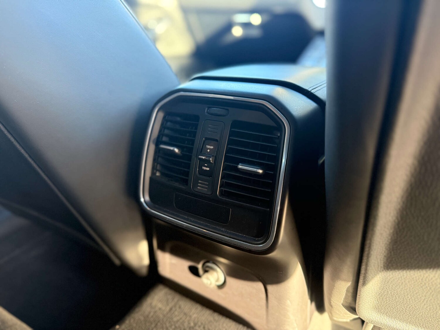 Used Porsche Macan 2016 for sale - 77636166: Photo 61