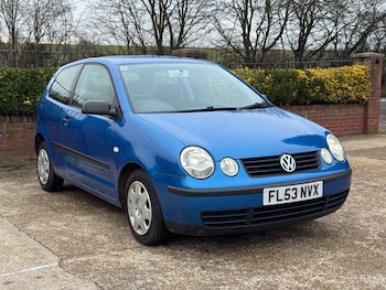 Used Volkswagen Polo 2003 for sale - 77211794: Photo
