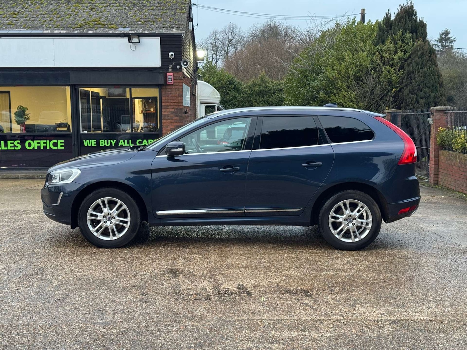 Used Volvo XC60 2013 for sale - 77249225: Photo 13