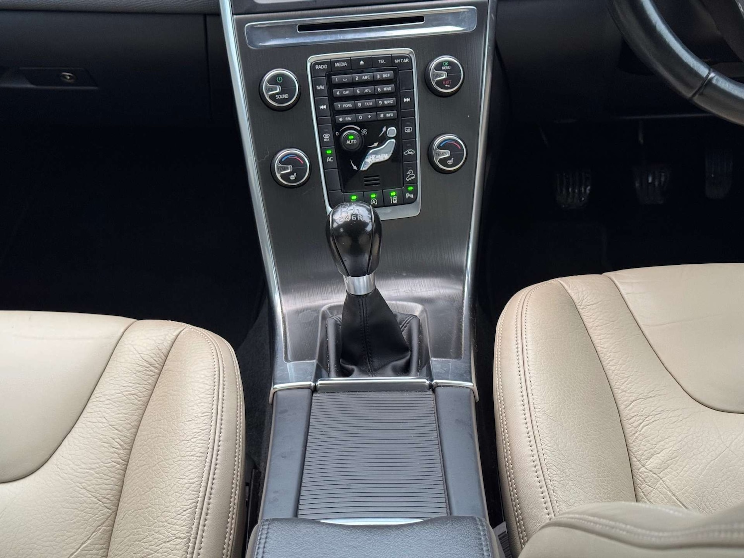 Used Volvo XC60 2013 for sale - 77249225: Photo 23