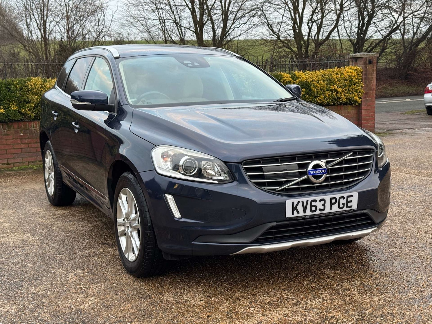 Used Volvo XC60 2013 for sale - 77249225: Photo 3
