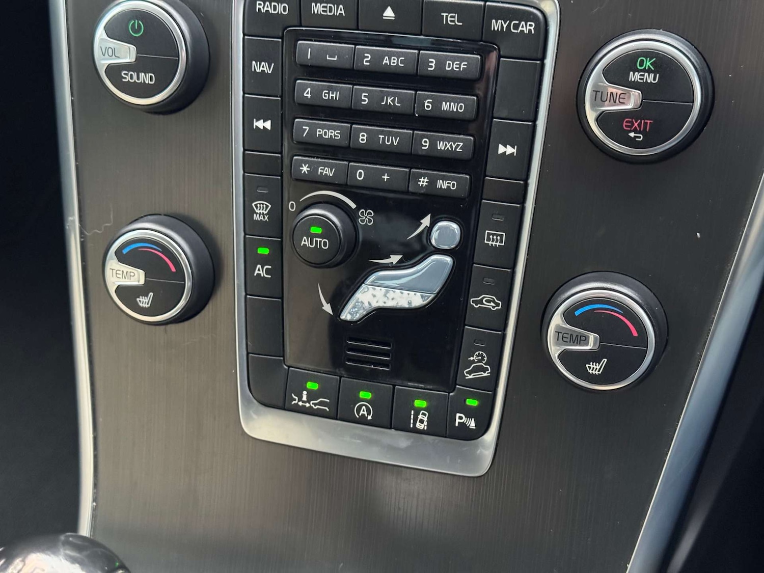 Used Volvo XC60 2013 for sale - 77249225: Photo 30