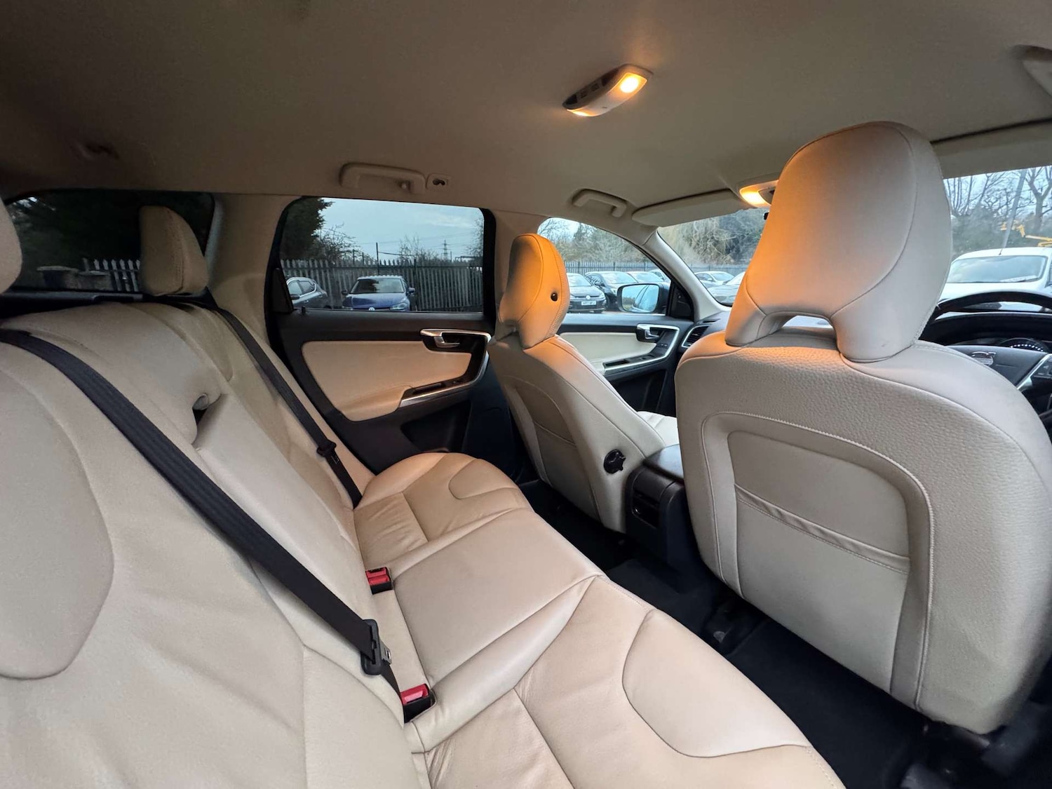 Used Volvo XC60 2013 for sale - 77249225: Photo 39