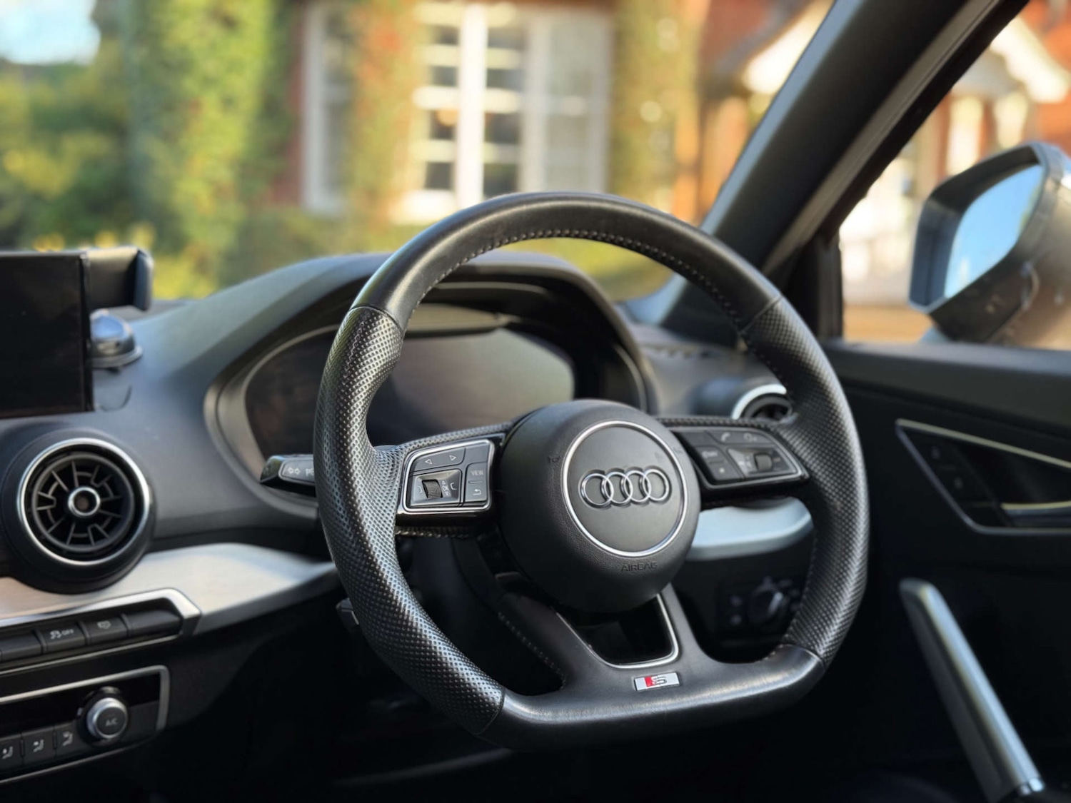 Used Audi Q2 2019 for sale - 76896343: Photo 45