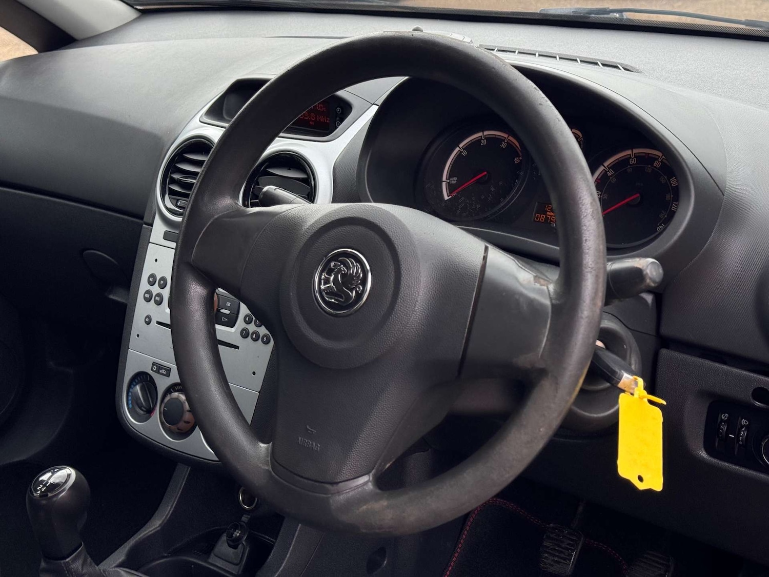 Used Vauxhall Corsa 2011 for sale - 77636195: Photo 16