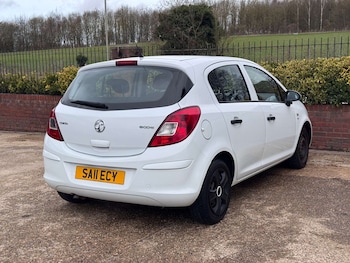 Used Vauxhall Corsa 2011 for sale - 77636195: Photo