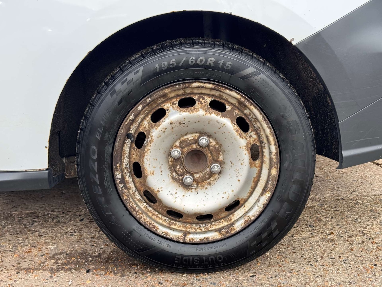 Used Ford Transit Courier 2014 for sale - 77594761: Photo 22