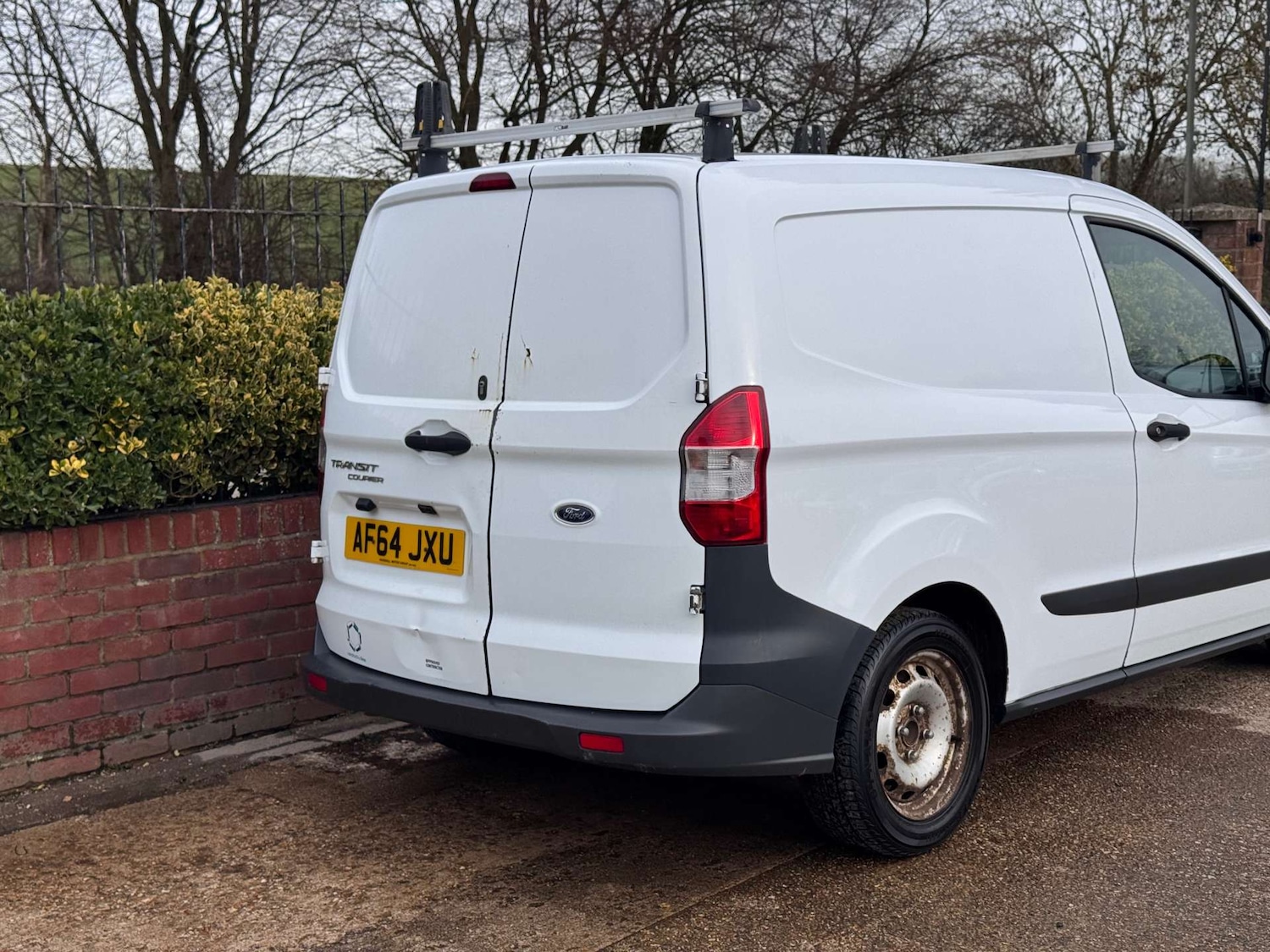 Used Ford Transit Courier 2014 for sale - 77594761: Photo 9