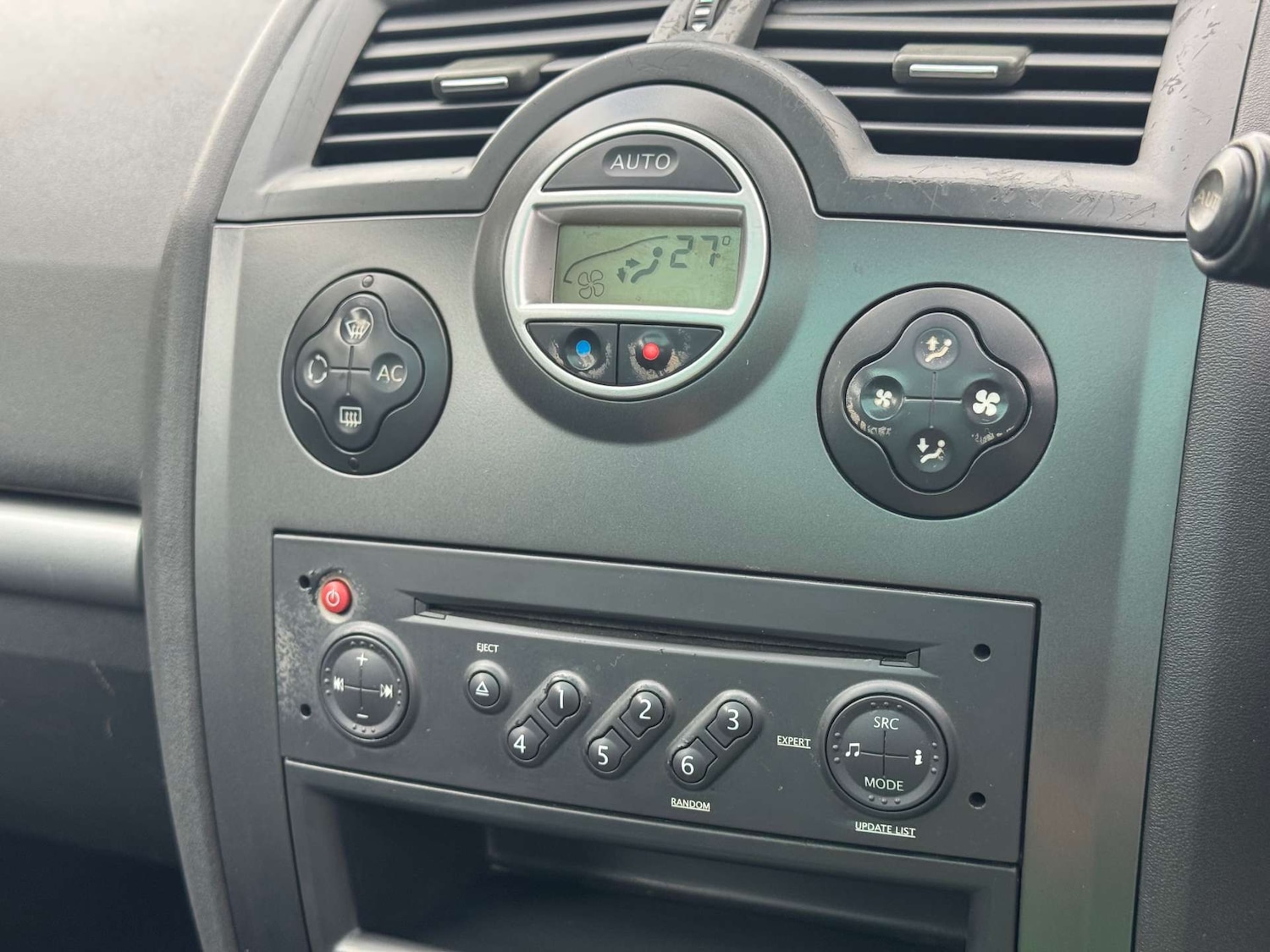 Used Renault Megane 2007 for sale - 77262769: Photo 19