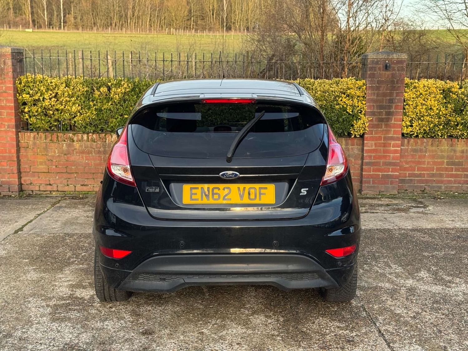 Used Ford Fiesta 2013 for sale - 77211749: Photo 2